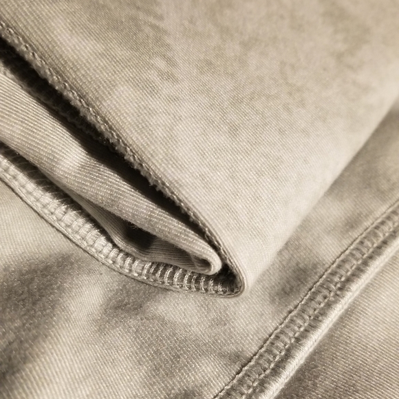 ALO Yoga "Casbah High Waisted legging" - Picture 6 of 7